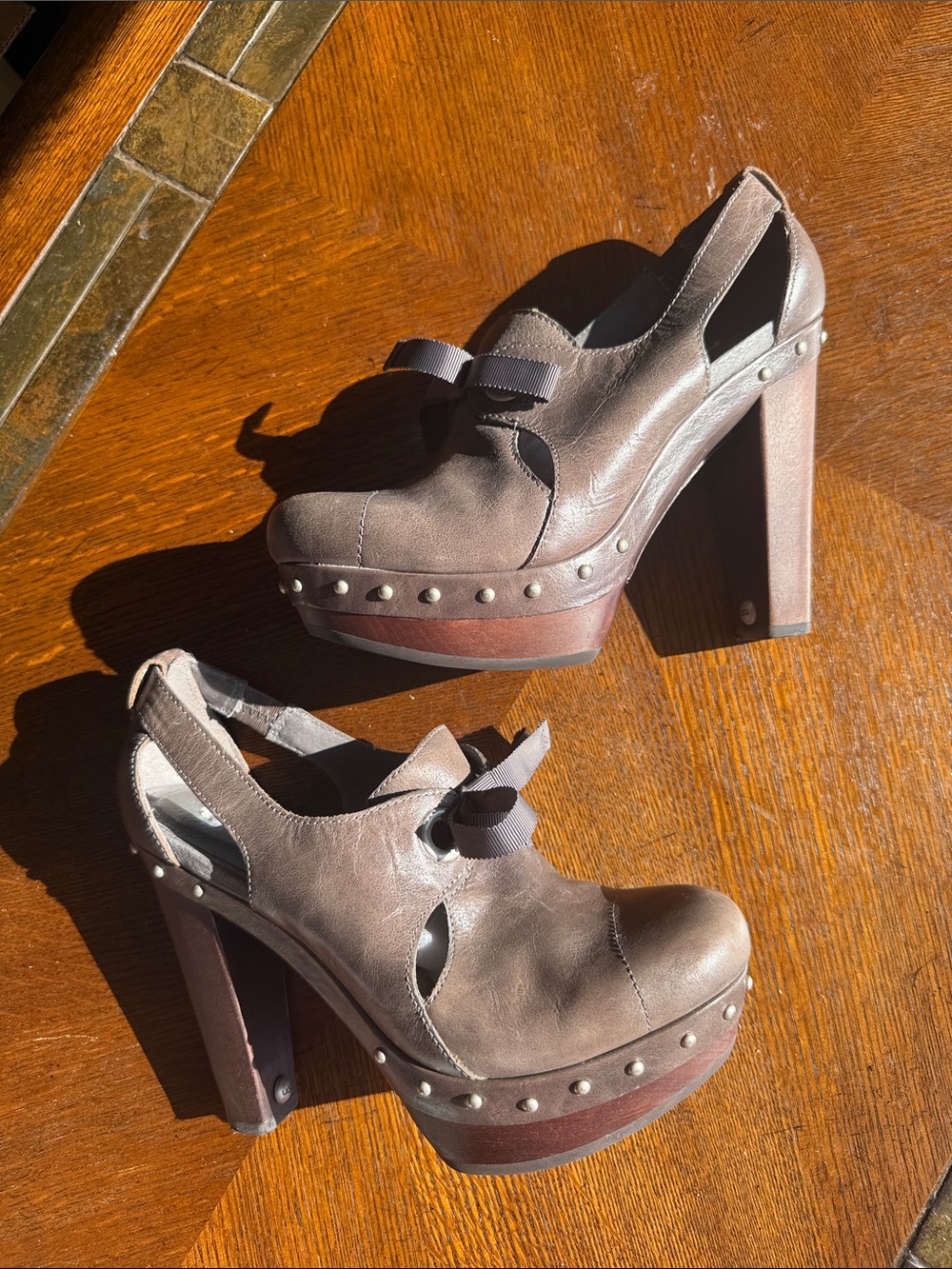 UGG Brown Platform Heel Pumps with Stud Trim